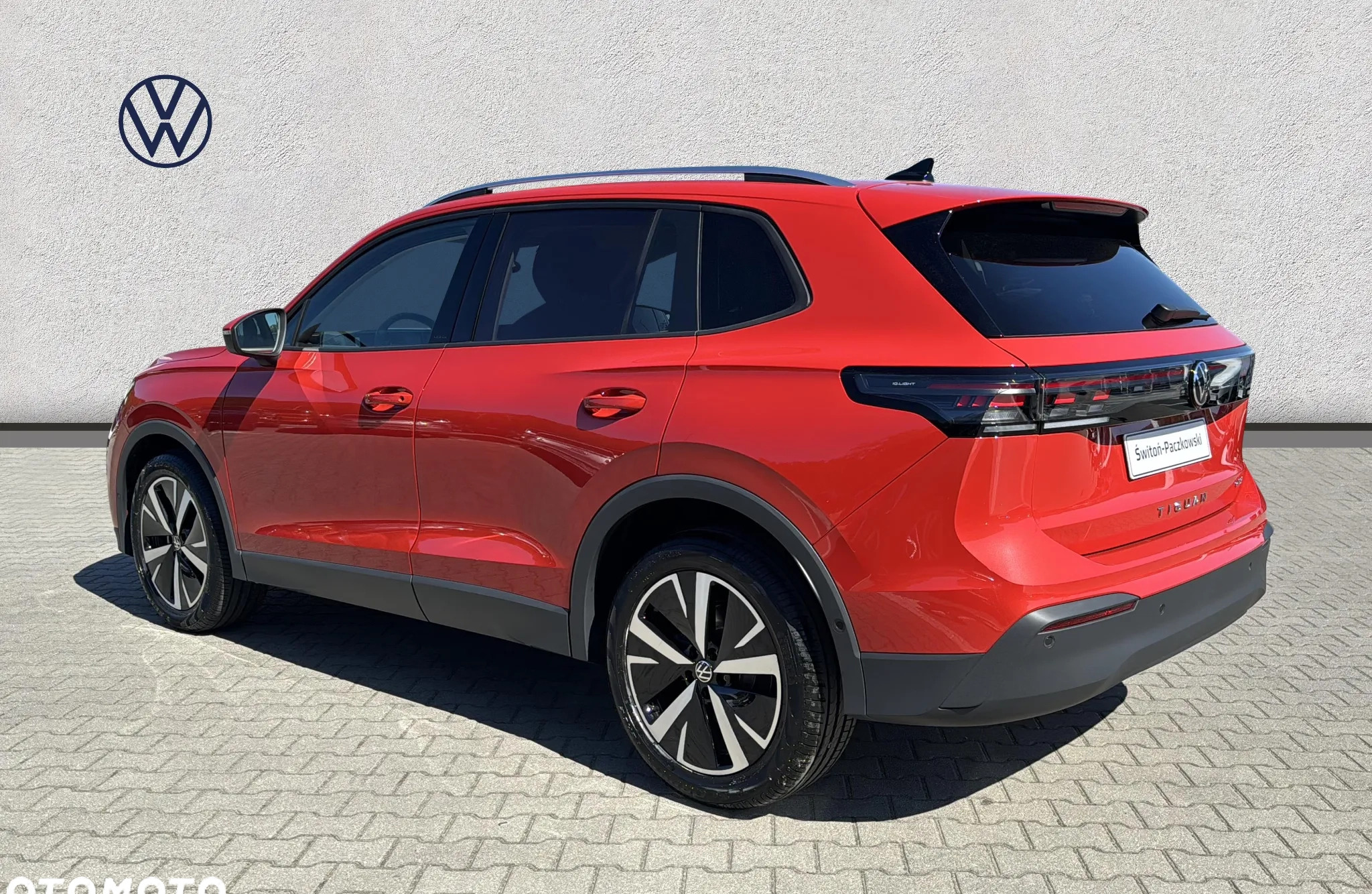 Volkswagen Tiguan cena 181300 przebieg: 5, rok produkcji 2024 z Wałcz małe 352